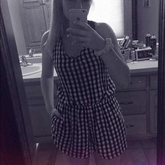 Romper - Picture 5 of 6